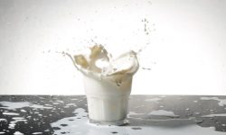 Dromen over melk: Wat betekent dat? Dromen over melk