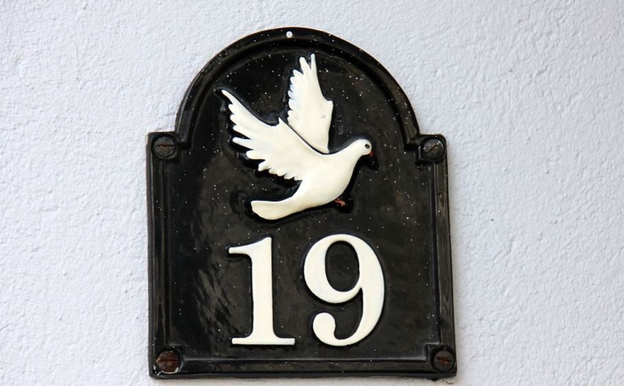 Numerologie 19: Nummer Betekenis en Symbolen Numerologie 19